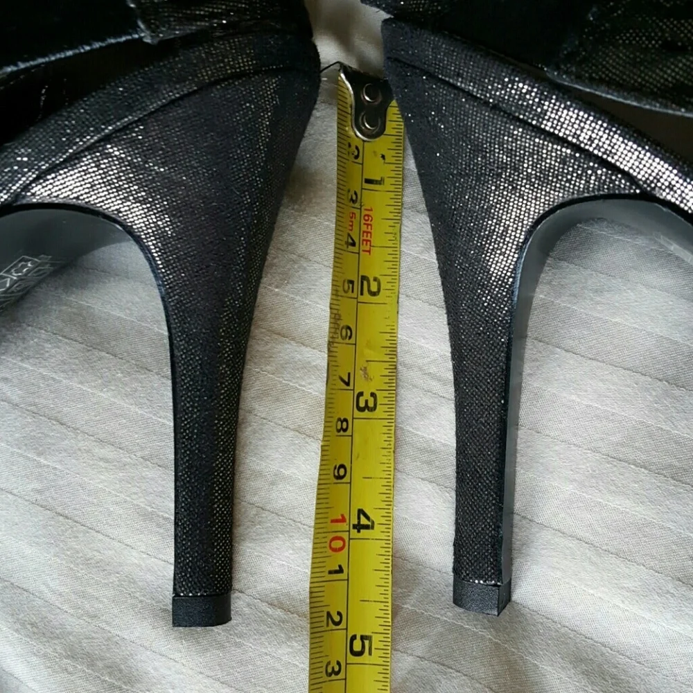 Moda black open heels